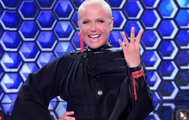 the four brasil apresentacao xuxa sorrindo vestido preto record tv 433868