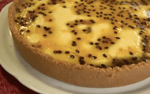 Torta de Maracujá com Biscoito