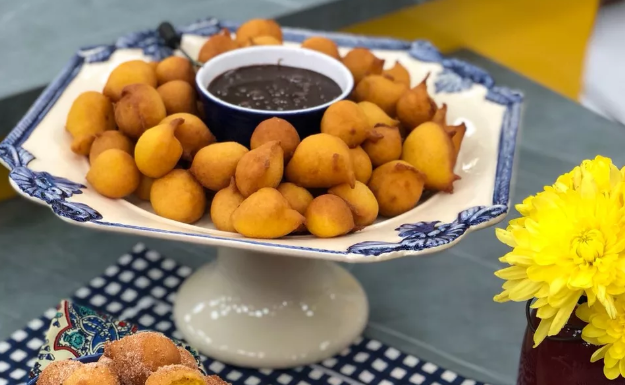 bolinho de chuva com cenoura anamariabraga