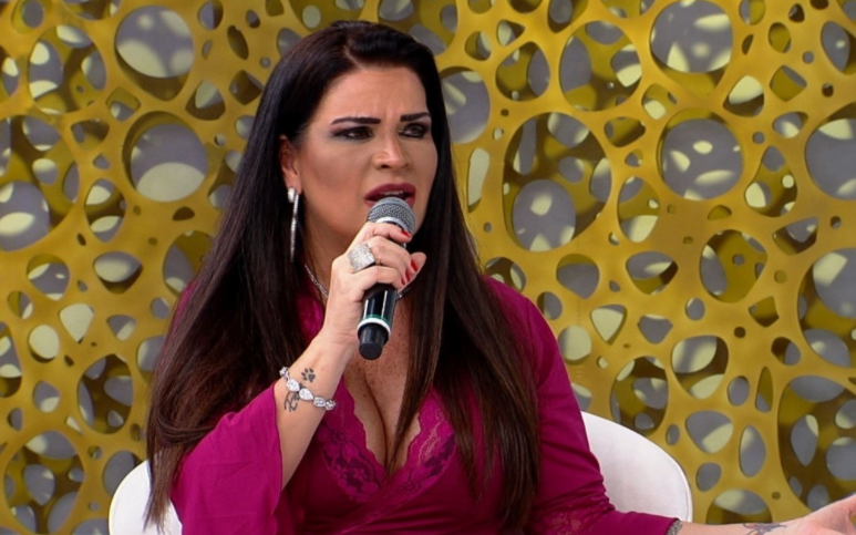 Solange Gomes no Superpop