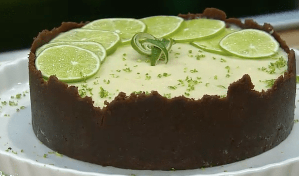 Torta de Limão com Massa de Chocolate