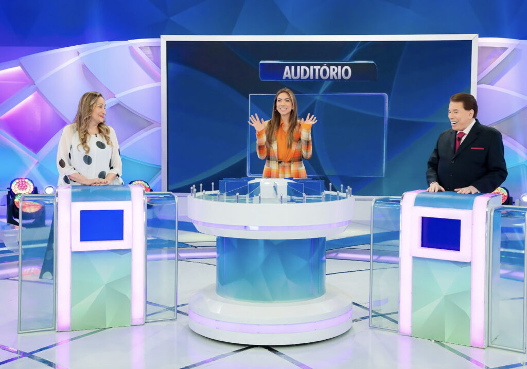 Sonia Abrão no Programa Silvio Santos