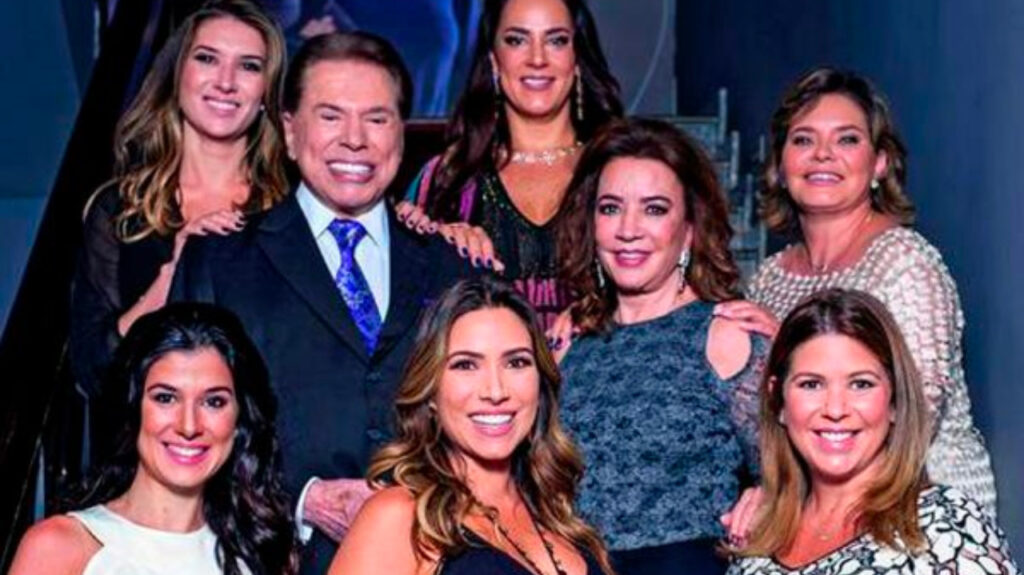 Família de Silvio Santos muda postura com Cintia Abravanel