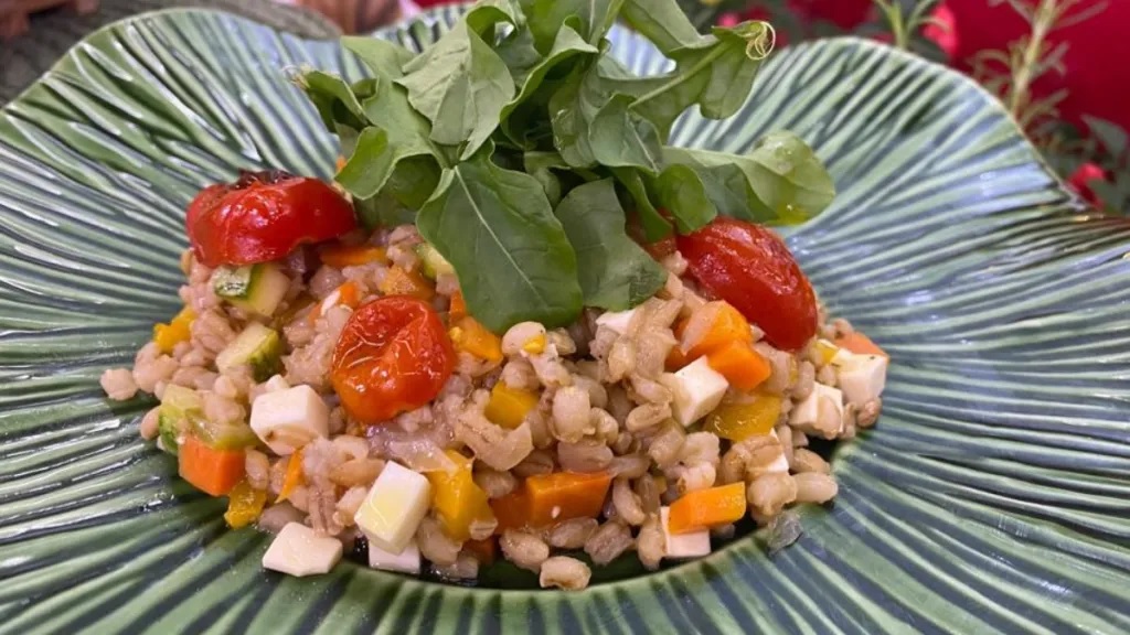 Salada de cevadinha