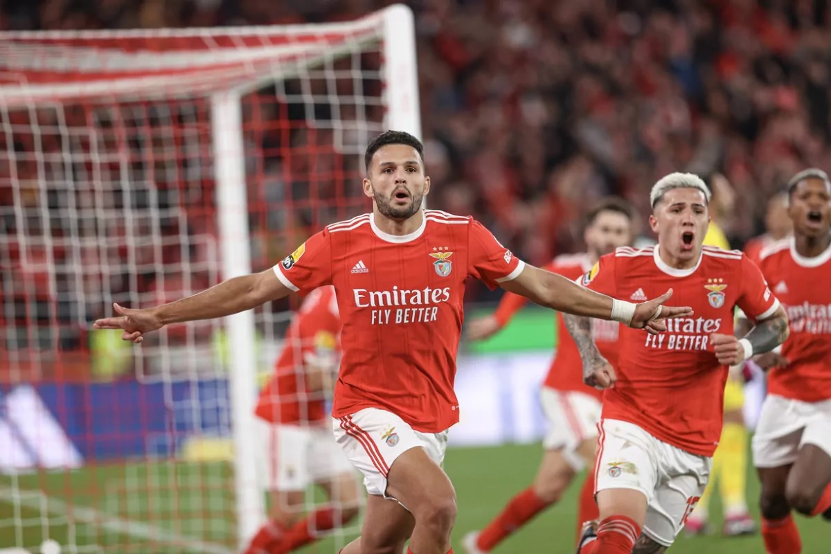 Benfica jogos