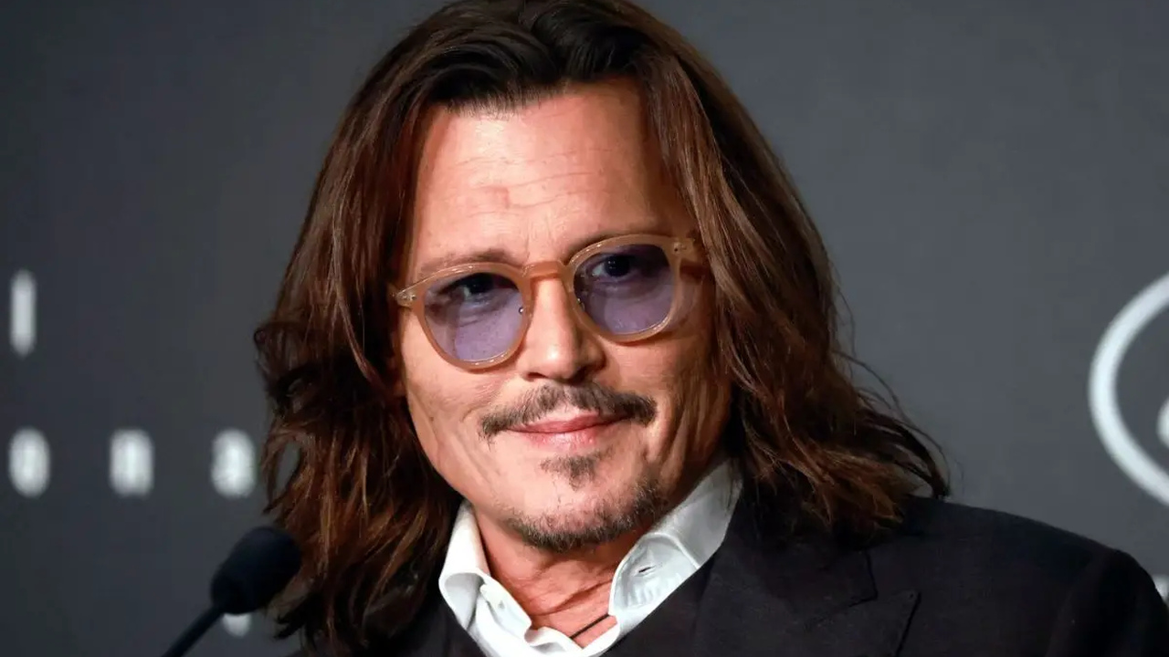 Johnny Depp é encontrado desacordado em hotel e banda cancela shows (Créditos: Reprodução/ Instagram)