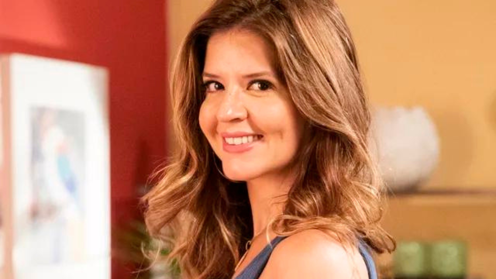 Mariana Santos será a substituta de Monica Iozzi em novela da TV Globo