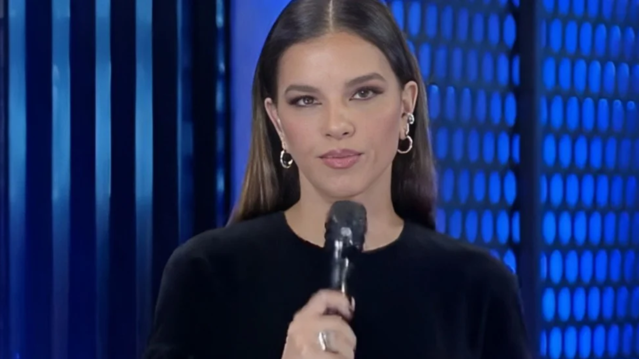 Após ter sua casa invadida, Mariana Rios revela momentos de terror: ‘Levaram todas as joias e dinheiro’ (Créditos: Record TV)