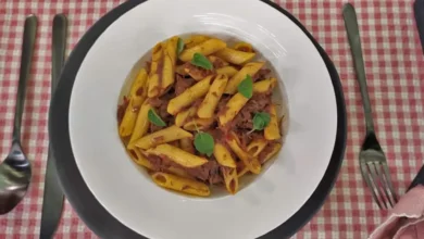 Ragu de músculo com macarrão penne