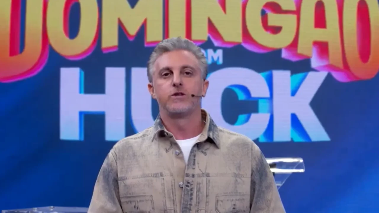 Luciano Huck comanda o Domingão com Huck