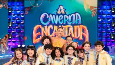 Elenco de A Caverna Encantada participa do Programa Silvio Santos